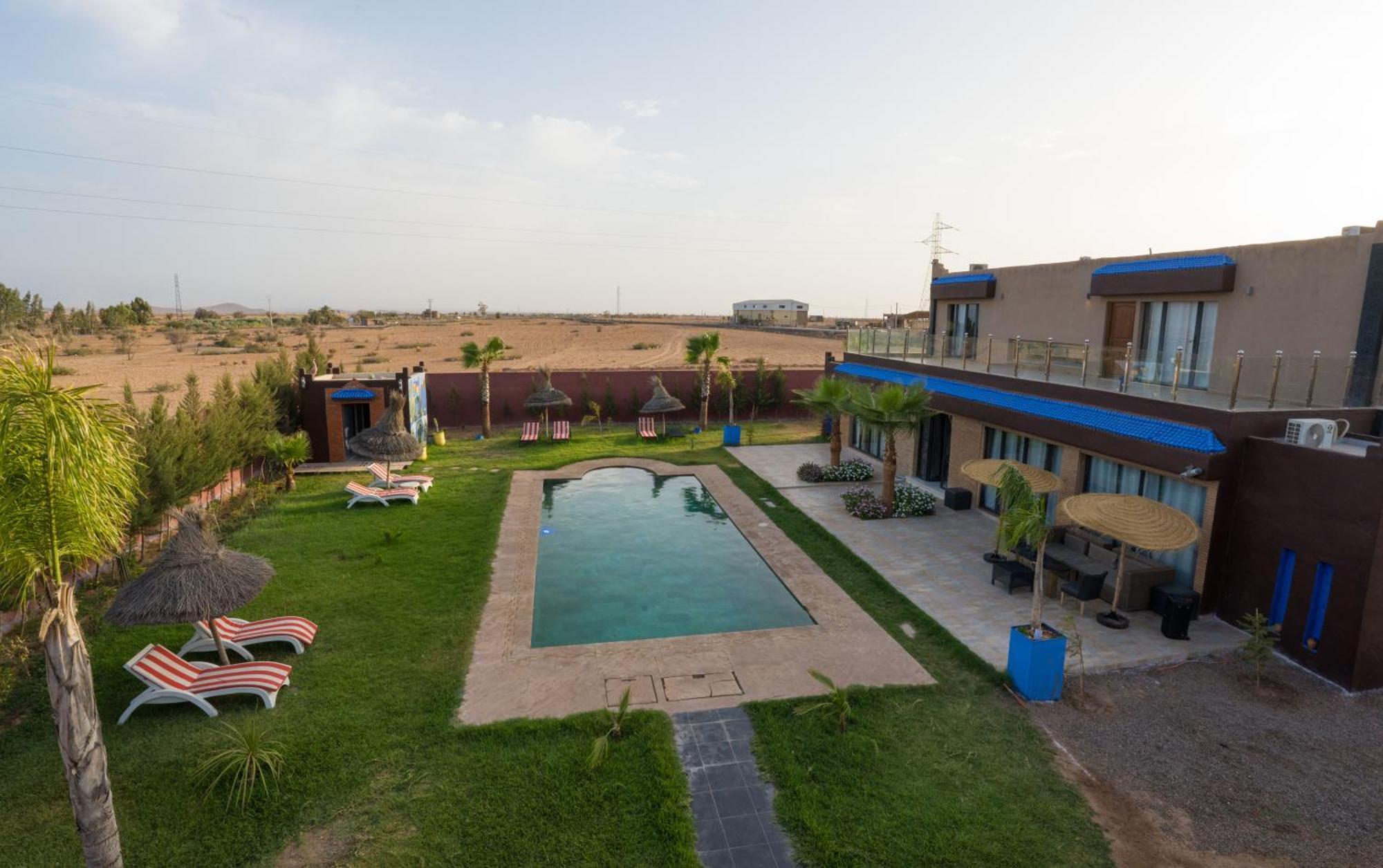 Villa Myad *